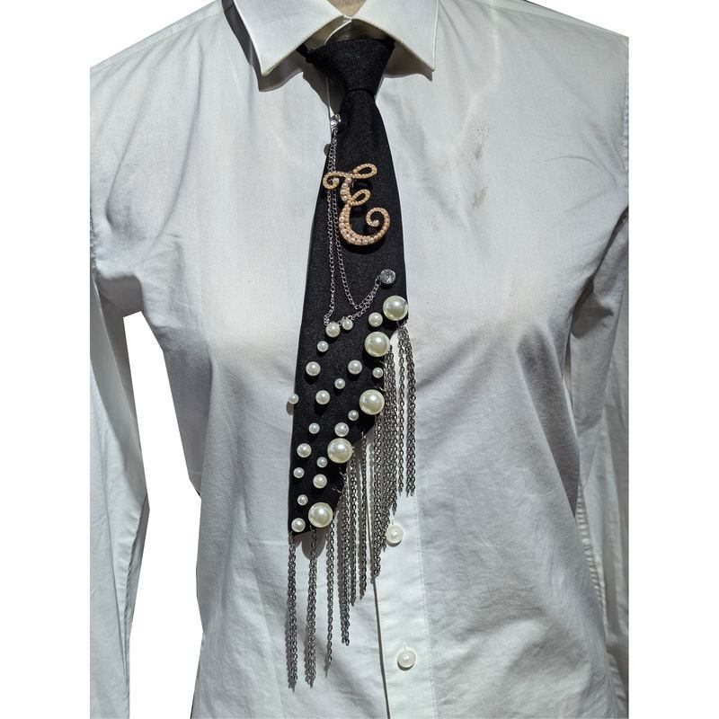 Wholesale Letter E Pearl Brooch Necktie Handmade Faux Pearl Alphabet Pin with Iron Chain Tassel Decorative Polyester Tie for Women (Black)